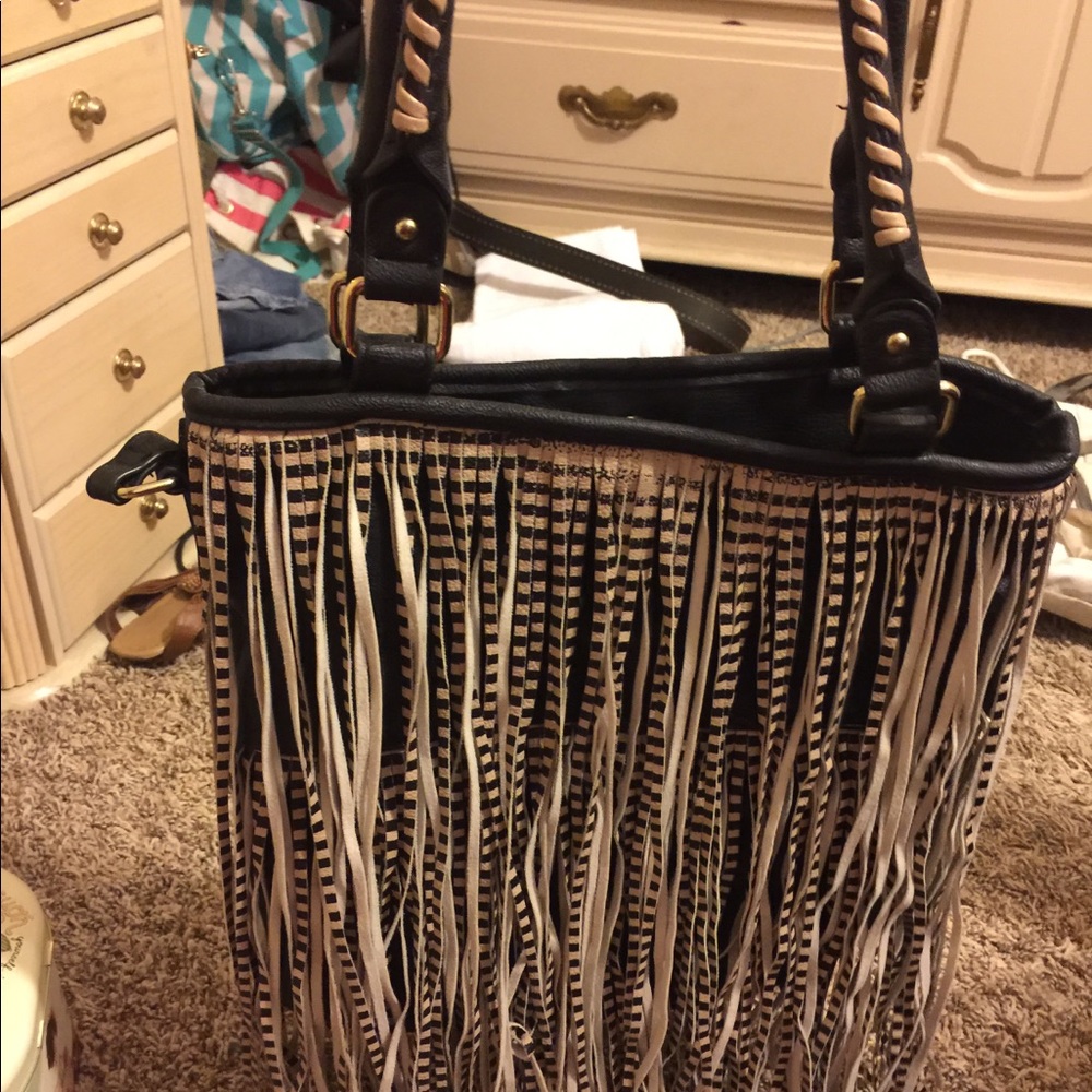 steve madden fringe purse